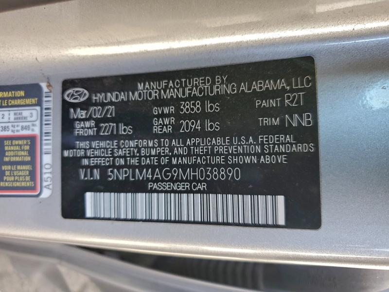 Фото 12 - HYUNDAI ELANTRA