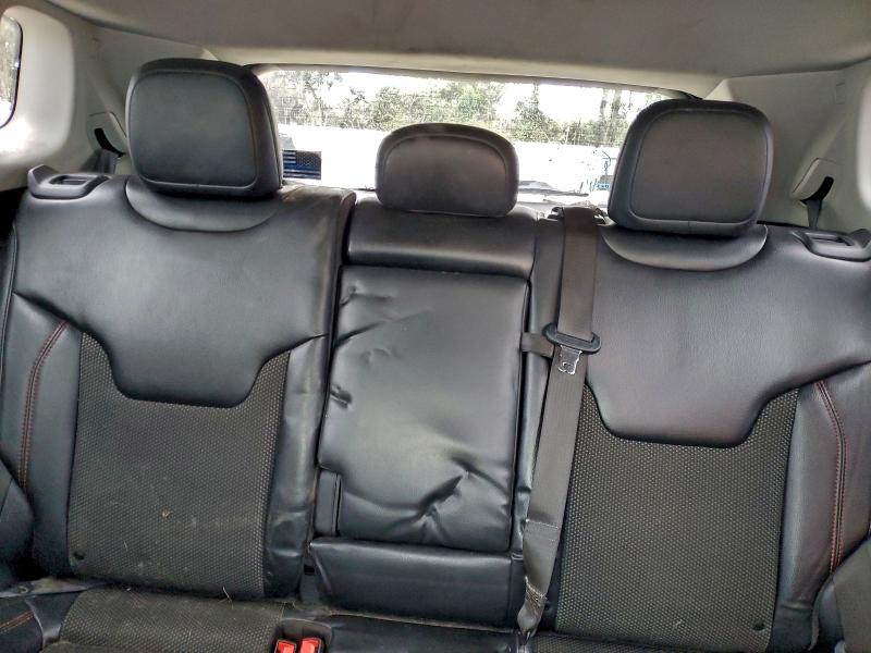 Фото 10 - JEEP COMPASS