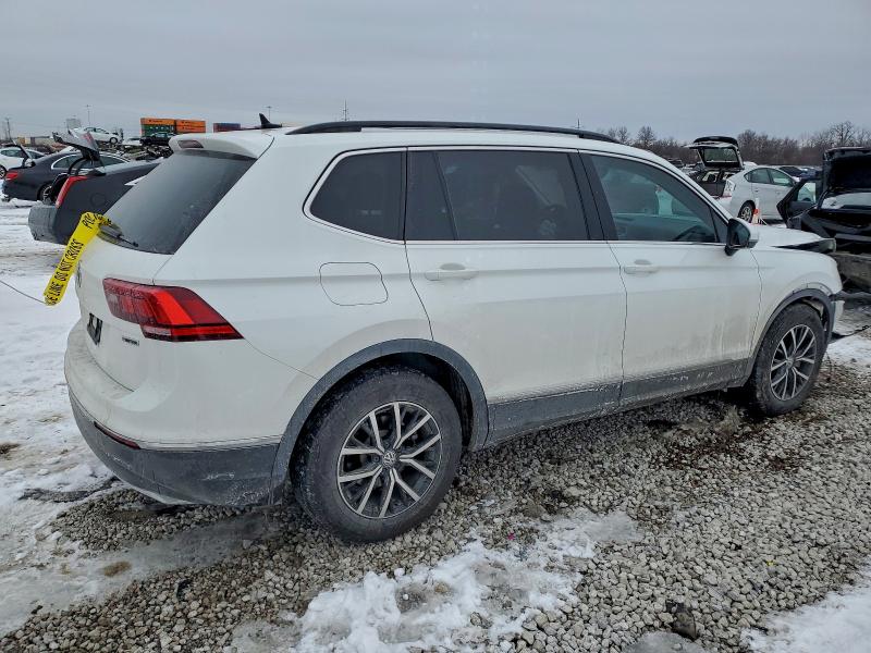 Фото 3 - VOLKSWAGEN TIGUAN