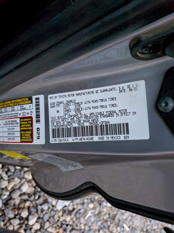 Фото 13 - TOYOTA TACOMA