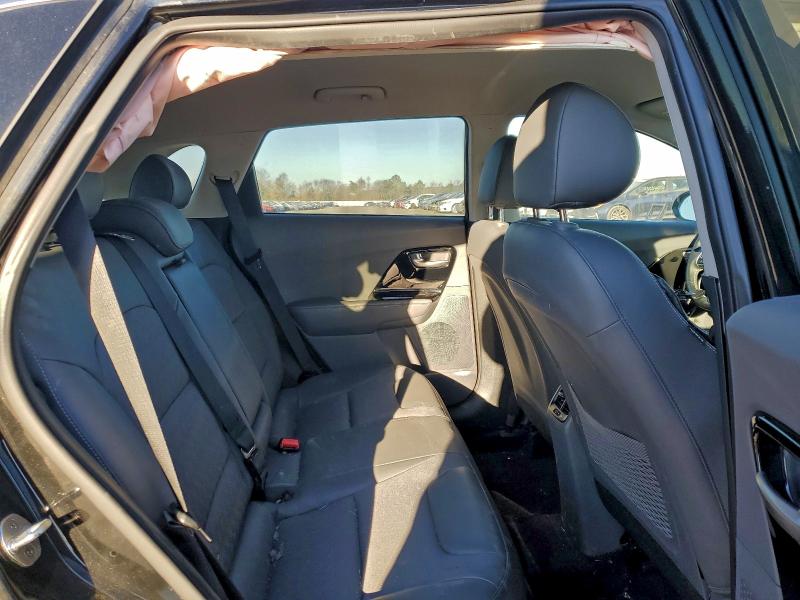 Фото 10 - KIA NIRO