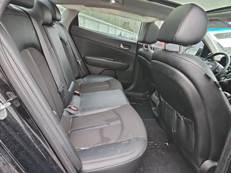 Фото 10 - KIA OPTIMA