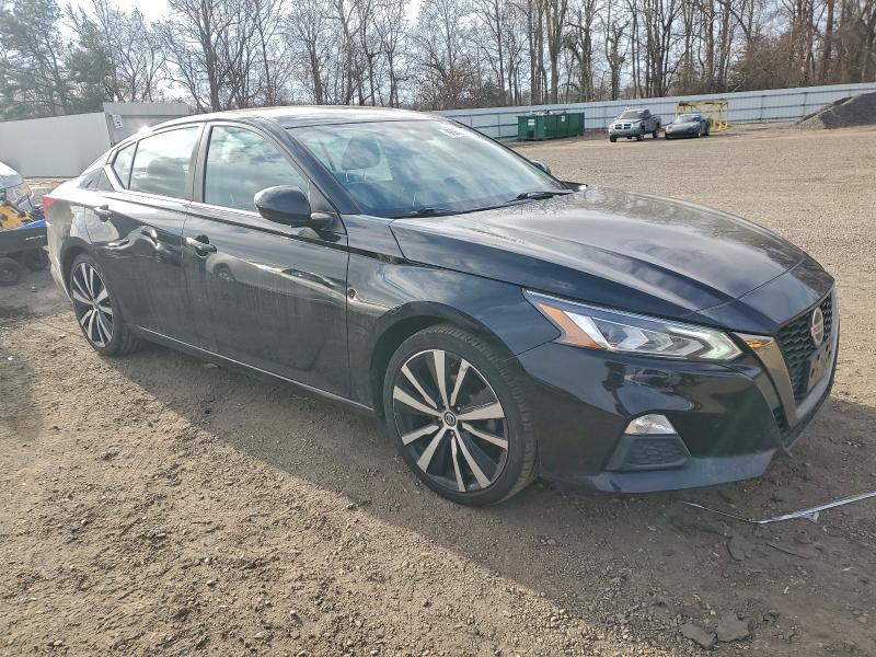 Фото 4 - NISSAN ALTIMA