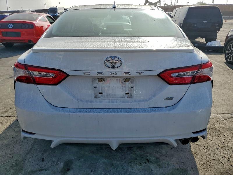 Фото 6 - TOYOTA CAMRY