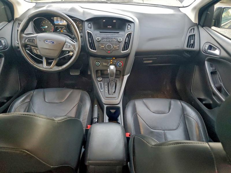 Фото 8 - FORD FOCUS