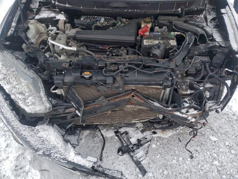 Фото 12 - NISSAN ROGUE