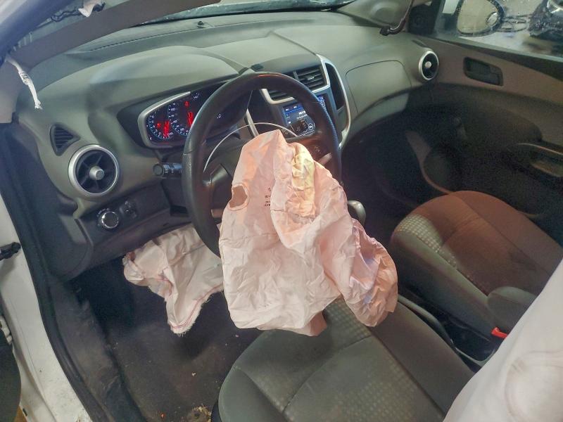 Фото 8 - CHEVROLET SONIC