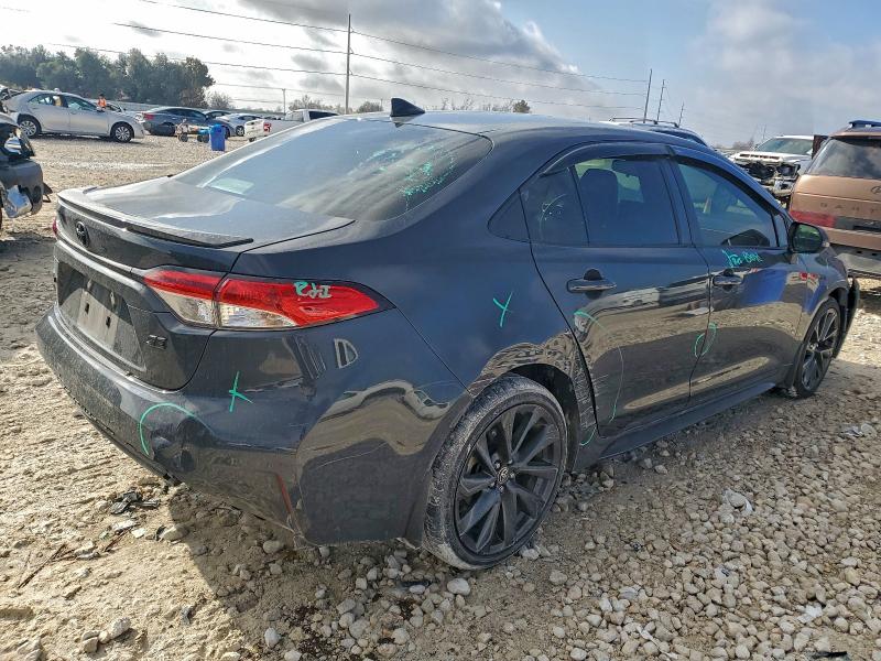 Фото 3 - TOYOTA COROLLA