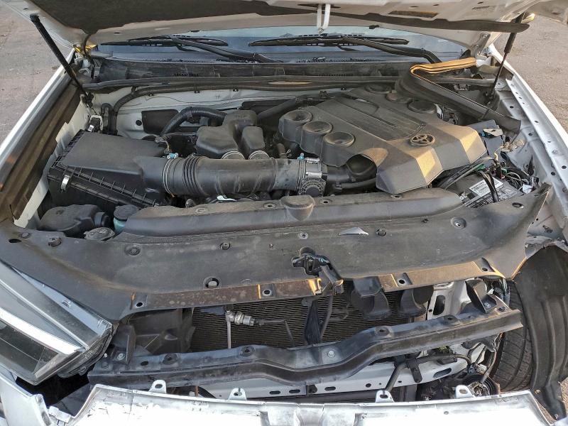 Фото 12 - TOYOTA 4RUNNER