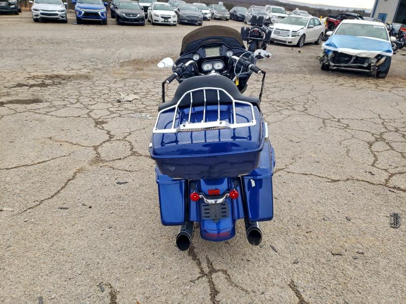 HARLEY-DAVIDSON FL 2015