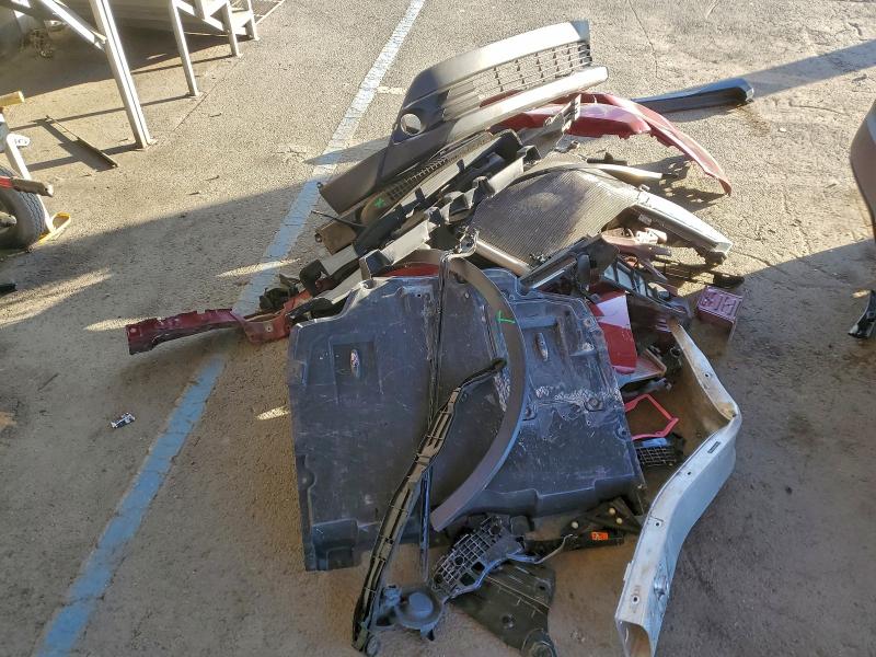 Фото 13 - TOYOTA C-HR