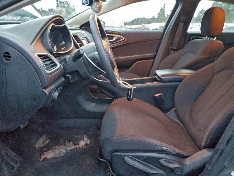 Фото 7 - CHRYSLER 200