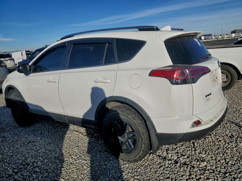 Фото 2 - TOYOTA RAV4