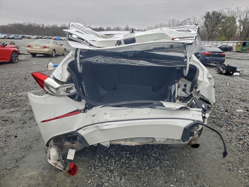 Фото 6 - HONDA ACCORD