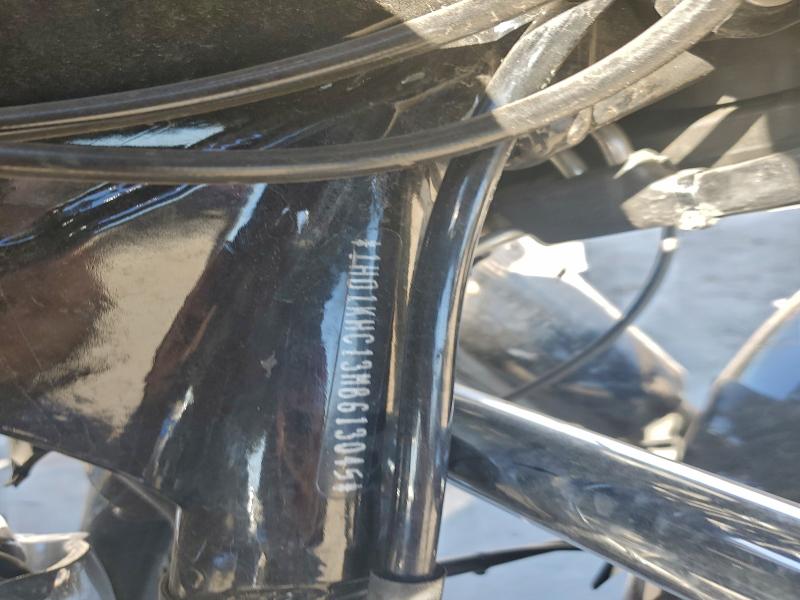 HARLEY-DAVIDSON FL 2021