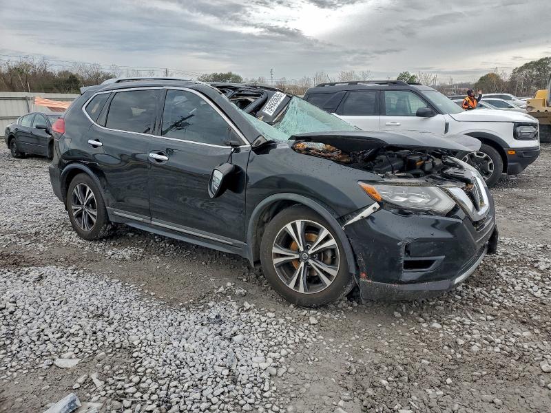 Фото 4 - NISSAN ROGUE