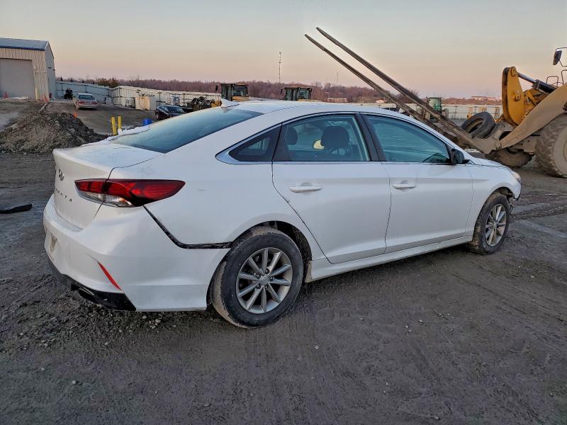 Фото 3 - HYUNDAI SONATA