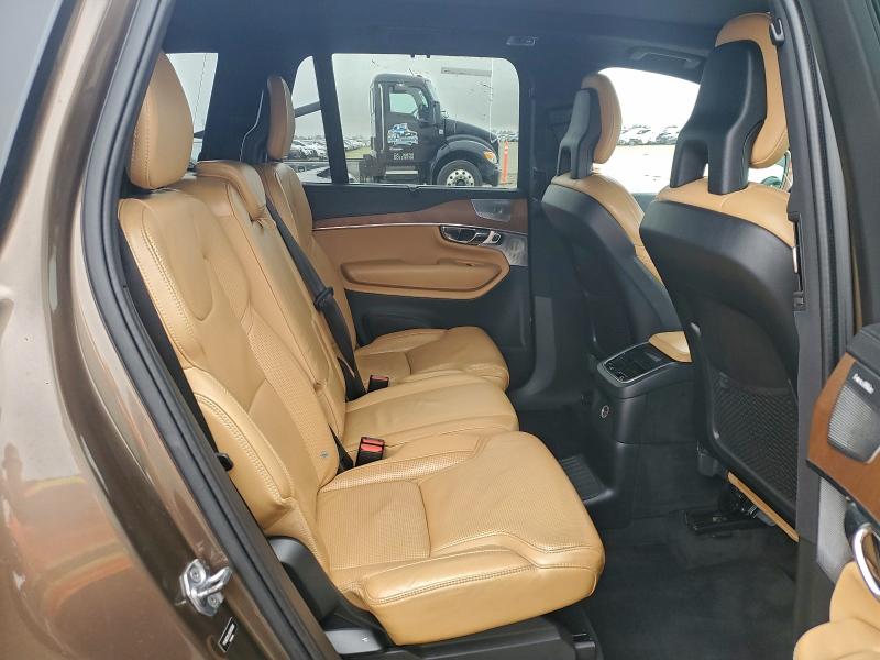 Фото 11 - VOLVO XC90