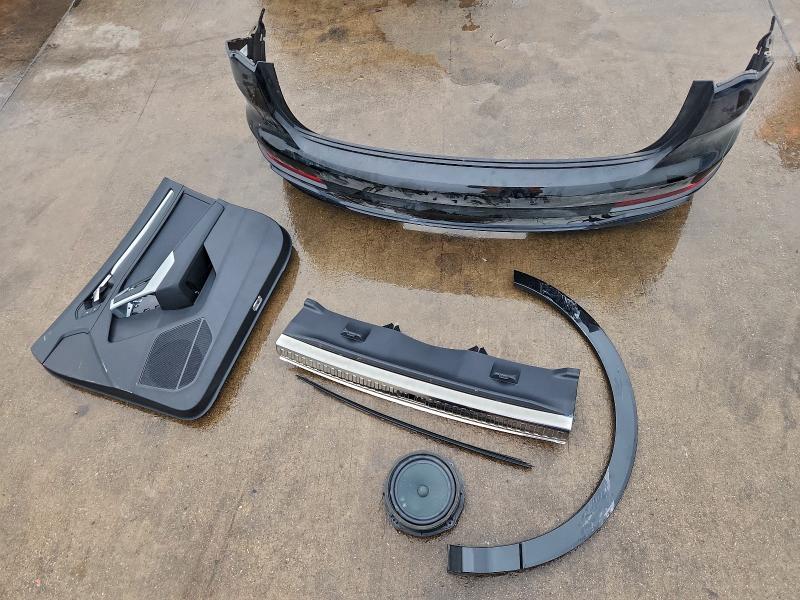 Фото 12 - AUDI Q3