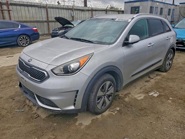 Фото 1 - KIA NIRO