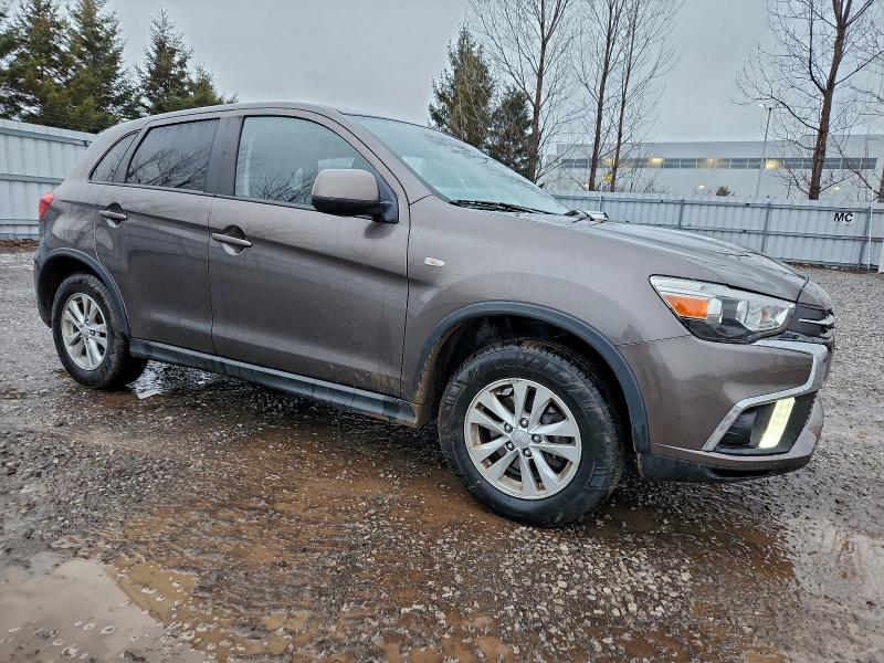 Фото 4 - MITSUBISHI OUTLANDER