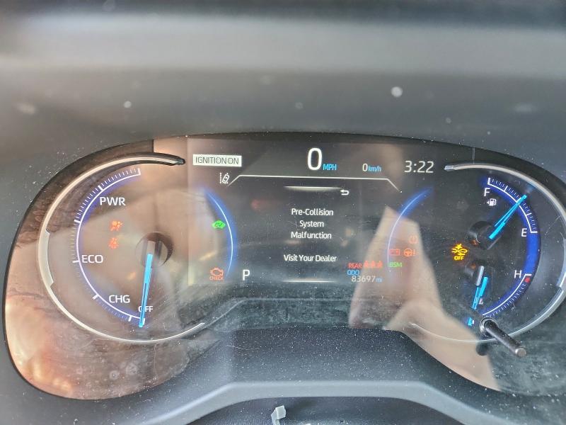 Фото 9 - TOYOTA RAV4