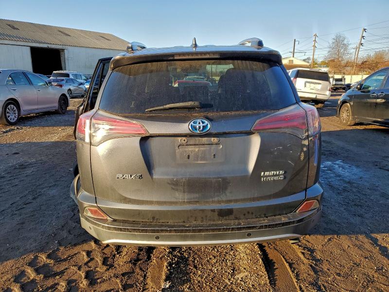 Фото 6 - TOYOTA RAV4