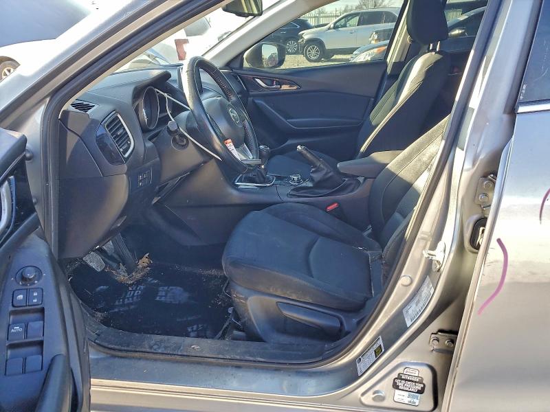 Фото 7 - MAZDA 3