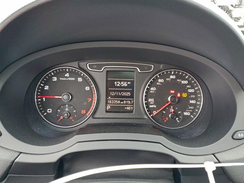 Фото 9 - AUDI Q3