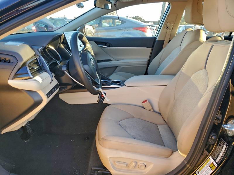 Фото 7 - TOYOTA CAMRY