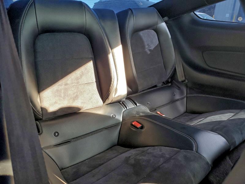 Фото 10 - FORD MUSTANG