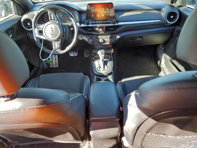 Фото 8 - KIA FORTE