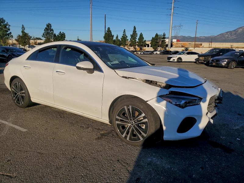 Фото 4 - MERCEDES-BENZ CLA-CLASS