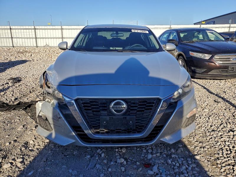 Фото 5 - NISSAN ALTIMA