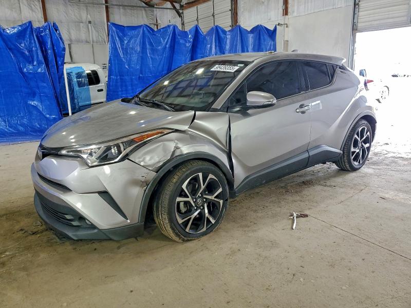 Фото 1 - TOYOTA C-HR
