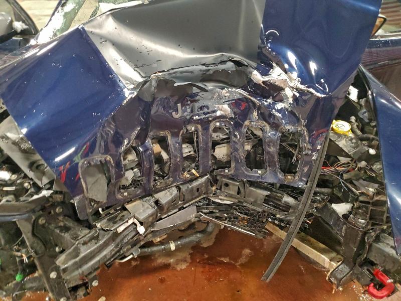 Фото 12 - JEEP CHEROKEE