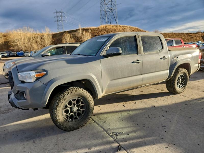 Фото 1 - TOYOTA TACOMA