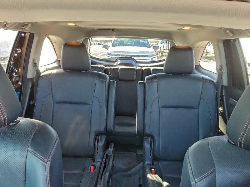 Фото 10 - TOYOTA HIGHLANDER