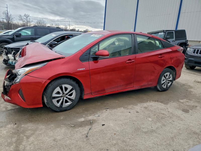 Фото 1 - TOYOTA PRIUS