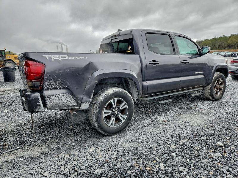 Фото 3 - TOYOTA TACOMA