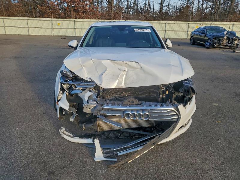 Фото 5 - AUDI A4