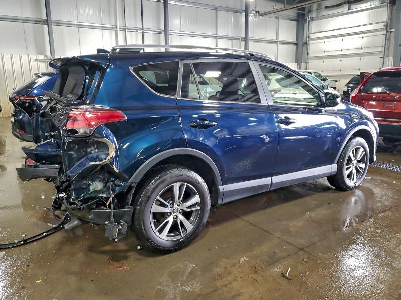 Фото 3 - TOYOTA RAV4