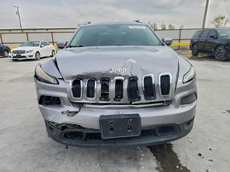 Фото 5 - JEEP GRAND CHER