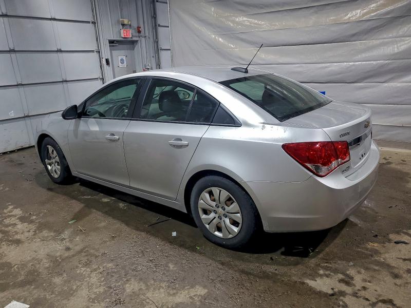 Фото 2 - CHEVROLET CRUZE