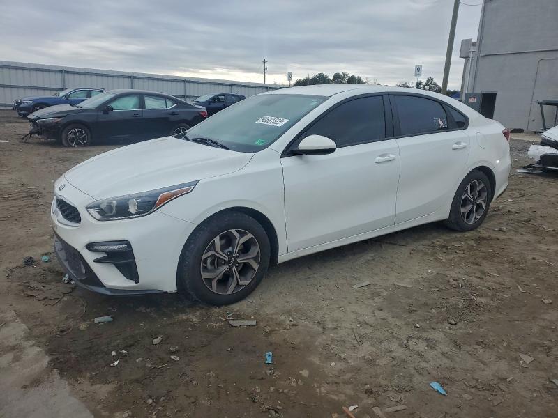 Фото 1 - KIA FORTE