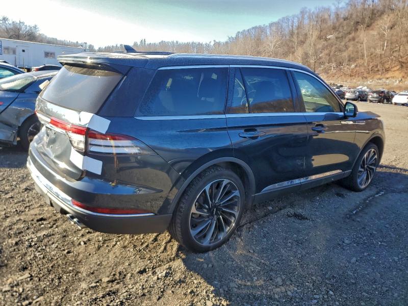 LINCOLN AVIATOR 2023 VIN 5LM5J7XC6PGL31395