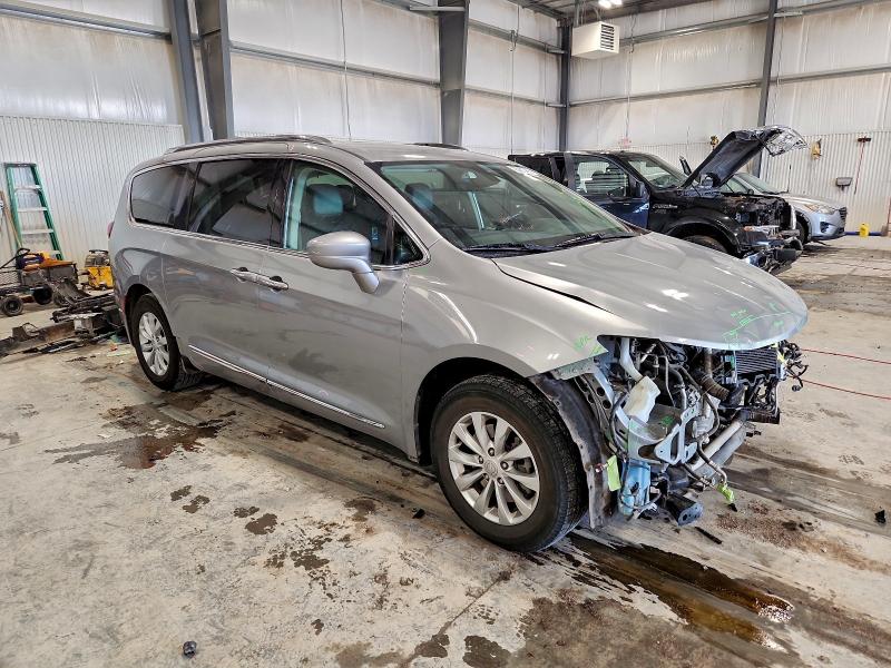 Фото 4 - CHRYSLER PACIFICA