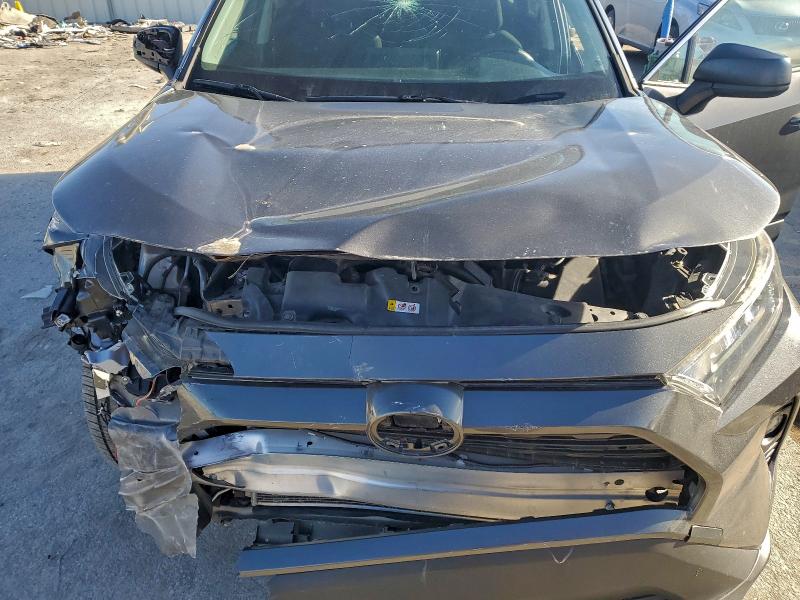 Фото 12 - TOYOTA RAV4