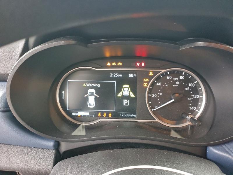 Фото 9 - NISSAN VERSA