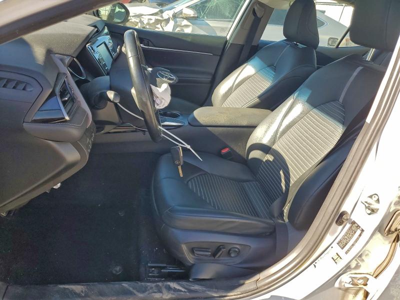 Фото 7 - TOYOTA CAMRY